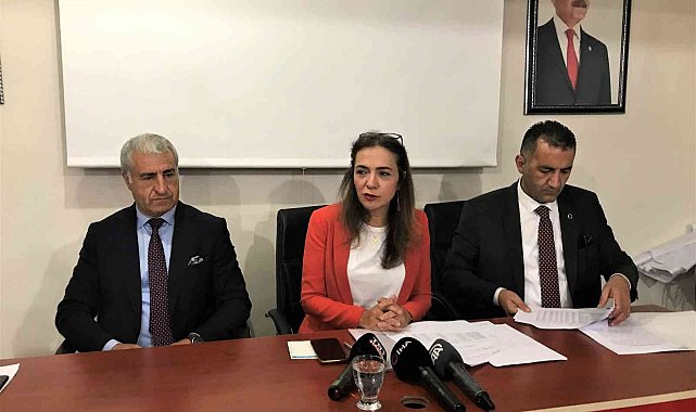 CHP Genel Başkan Yardımcısı İlgezdi Erzincan'da partililerle buluştu