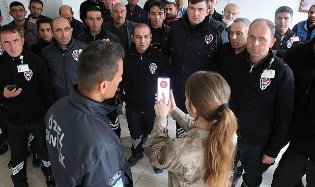 Güvenlik görevlilerine "KAAN" uygulaması anlatıldı