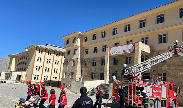 Hakkari'de gerçeği artmayan tatbikat