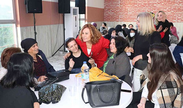 Kandilli 'de kadınlar anneler gününde doyasıya eğlendi