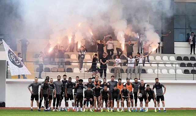 Manisa FK taraftarından coşkulu destek
