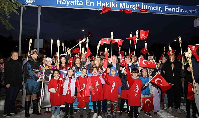 Menteşe'de 19 Mayıs akşamı coşkulu kutlama