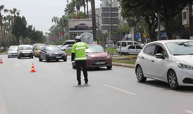 Mersin'de nisan ayında trafiğe kayıtlı araç sayısı 683 bin 534'e yükseldi