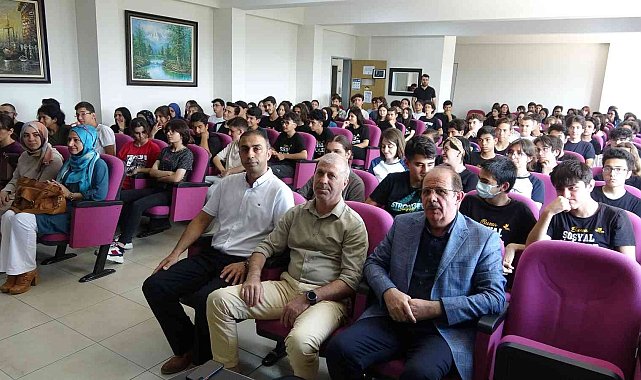 Profesör Dr. Fuat Sezgin, Bursa'da 4 lisede anıldı