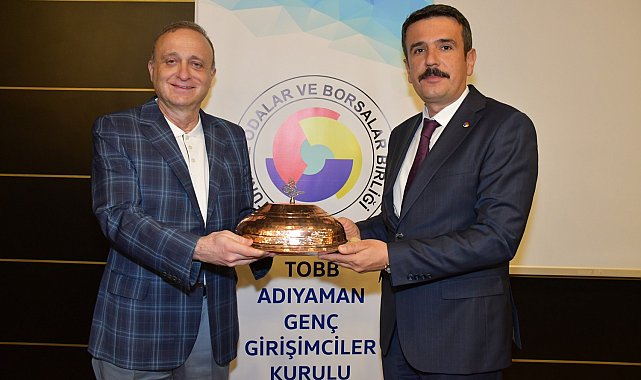 "Geleceğin Trendleri ve Metaverse" seminerine yoğun ilgi