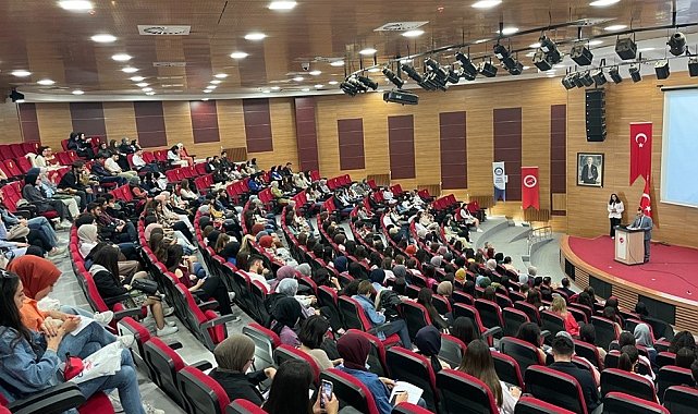 "Kastamonu-Çankırı Beslenme ve Diyetetik Öğrenci Sempozyumu"na büyük ilgi