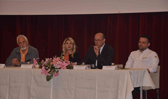 Sinop'ta turizm öğrencileriyle 'Türk mutfağı' söyleşisi