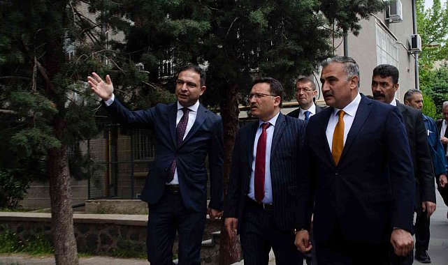 Vali Çiçek Develi'de incelemelerde bulundu