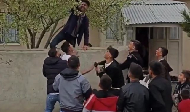 Van'da bayram ziyaretleri renkli görüntülere sahne oldu
