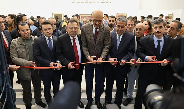 Van'da Naile Akıncı anısına resim sergisi