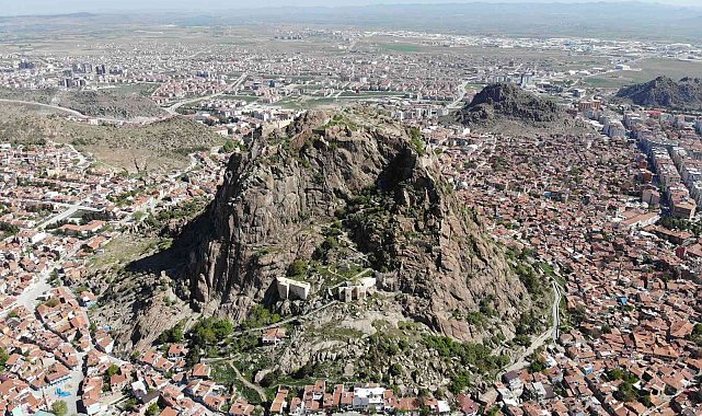 'Karahisar' değil 'Yeşilhisar' oldu