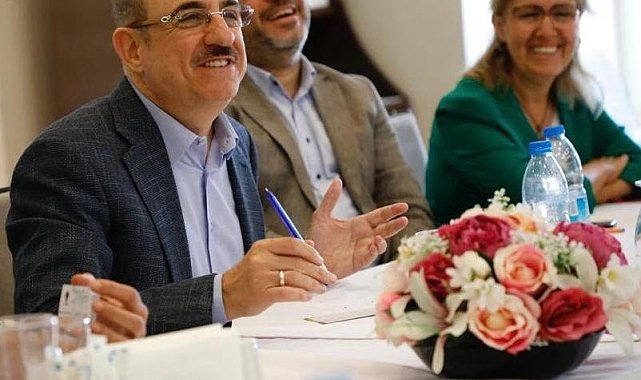 AK Parti İzmir, vefa buluşmalarının 5'incisini yaptı