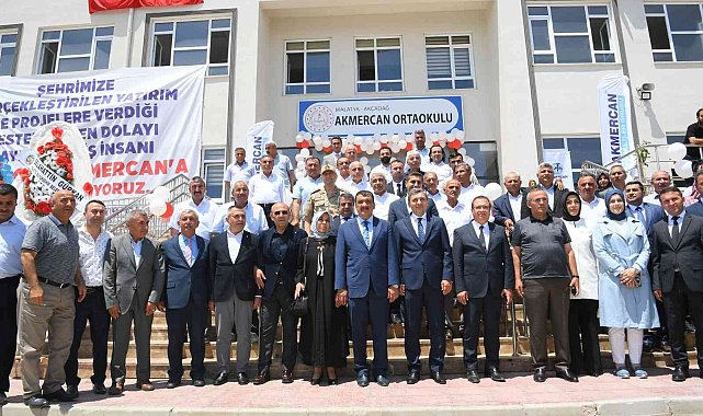 Akçadağ'da 12 derslikli okul törenle eğitime başladı