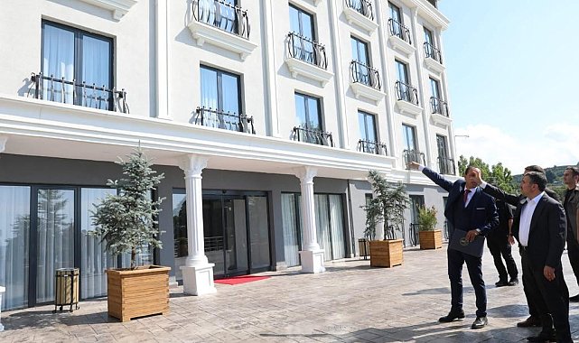 Akçakoca'ya yapılan otel incelendi