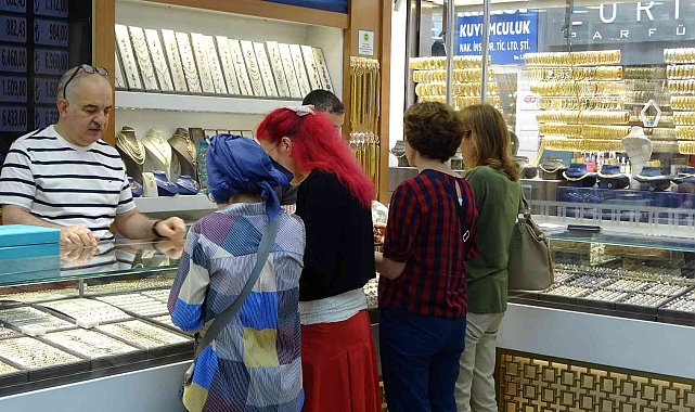 Altının gram fiyatının bin TL'nin altına gerilemesi kuyumcuları hareketlendi