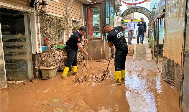 Altınordu Belediyesi ekipleri, selin etkilediği Bartın'a desteğe gitti