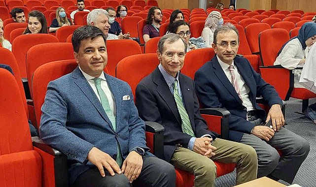 Amerikalı Prof.Dr. Micheal J.Lenardo'dan Türk sağlık sistemine övgü