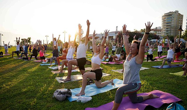 Antalya'nın Akdeniz'e uzanan en uç noktasında yoga