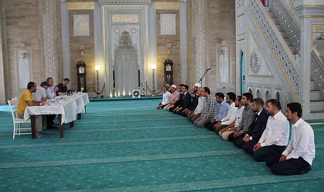 Aydın'da 'Ezanı Güzel Okuma ve Etkili Hutbe Sunumu Yarışması' gerçekleştirildi