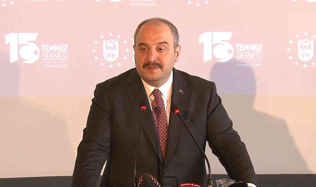 Bakan Varank: "Cumhurbaşkanımız olmasa bu ülkede siyaseten NATO masasında bu mücadeleyi verecek başka bir kişi göremiyorum"