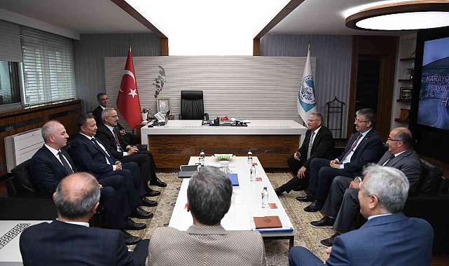 Başkan Büyükkılıç'tan 'karayolları' zirvesi