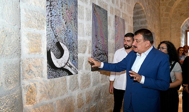 Başkan Gürkan, 'İşler Nasıl Karma Sergisi' açılışına katıldı