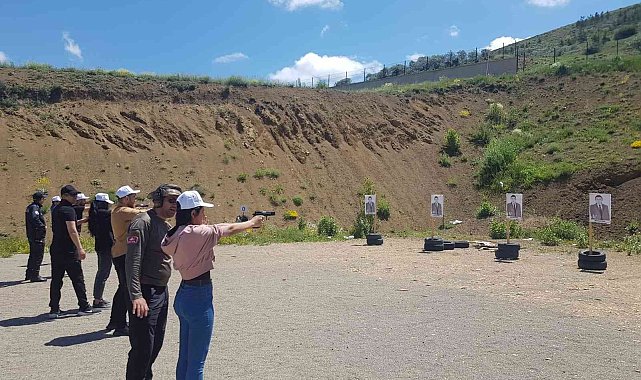 Bayburt Üniversitesi, uygulamalı silah ve atış eğitimiyle Türkiye'de ilkler arasına adını yazdırdı