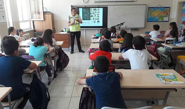 Bilecik'te öğrencilere 'Temel Trafik ve Bisiklet Ulaşım, Yaşam Kültürü' semineri