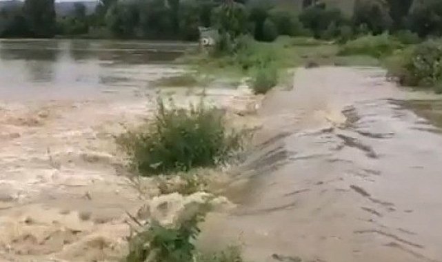 Boyabat'ta tarım arazileri sağanak yağışlardan zarar gördü