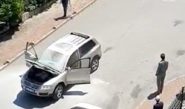 Bursa'da bir otomobil seyir halindeyken alev topuna döndü