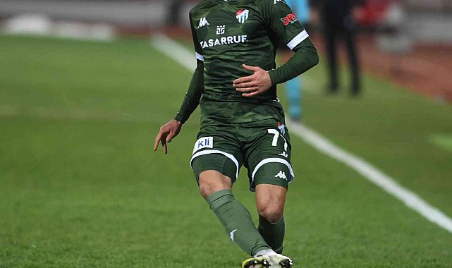 Bursaspor'un en değerli futbolcusu Tuğbey Akgün!