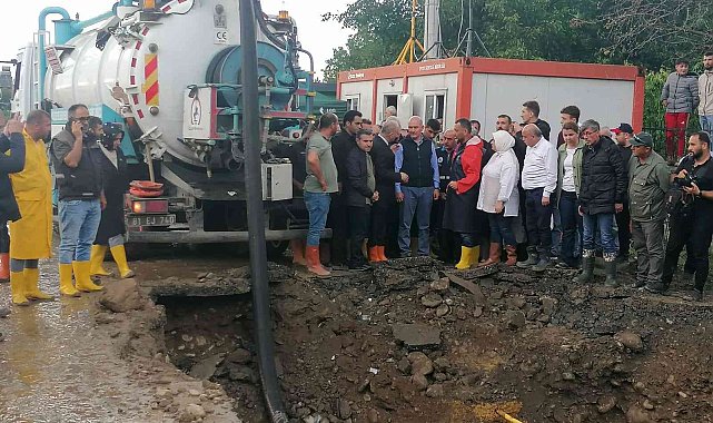 Büyükşehir yol bakımı timi Düzce'de