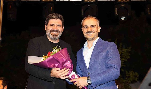 Çayırova'da türkü dolu gece