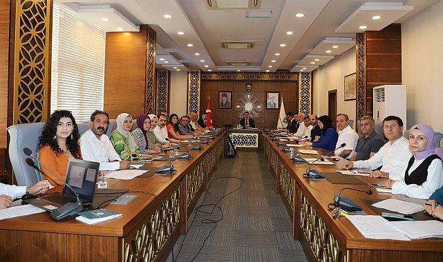 Cizre'de şiddetle mücadele toplantısı