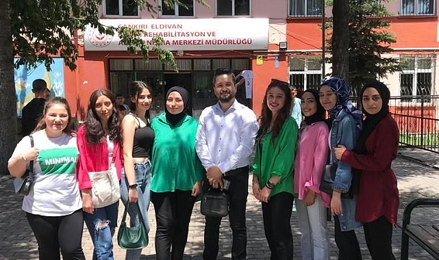 Çocuk Gelişimi öğrencileri özel bireyler için kolları sıvadı
