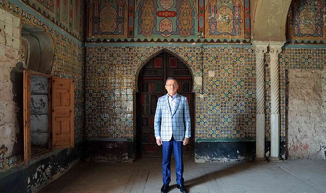 Cumhurbaşkanı Yardımcısı Oktay, Cezayir'de Bey Sarayı'nı ziyaret etti