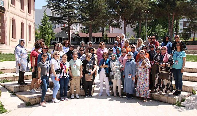 Derince'den Bilecik'e geziler devam ediyor