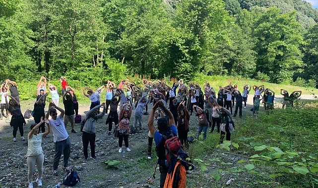 Doğaseverler Yanık Vadisi'nde buluştu