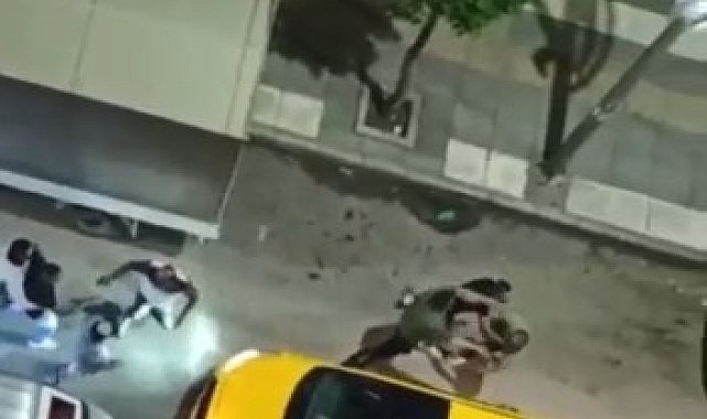 Elazığ'da trafikte yol verme kavgasında yumruklar konuştu