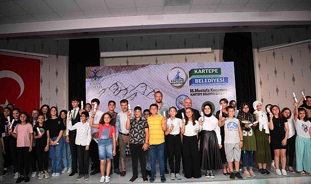 Genç Akademi'de öğrencilere sertifikaları verildi