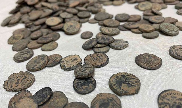 Hatay'da 6 bin 670 sikke ele geçirildi