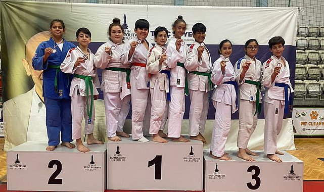 Judoda Salihli rüzgarı esti
