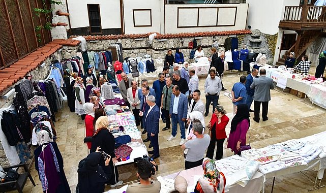 Kiraz festivali etkinlikleri dolu dolu geçiyor