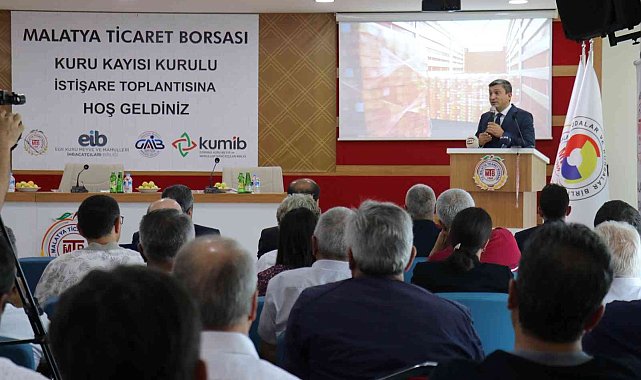 Kuru meyve sektörü Malatya'da toplandı