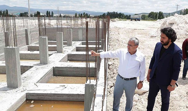 Kütahya'ya yeni kamyon garajı