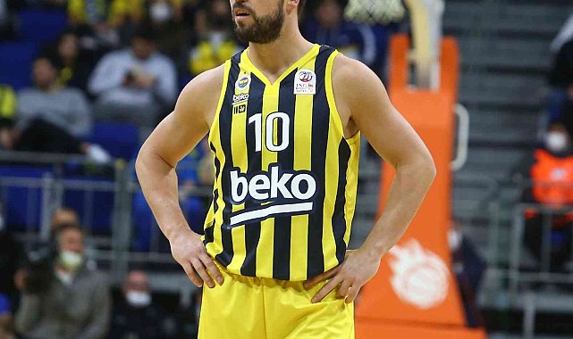 Melih Mahmutoğlu 2 yıl daha Fenerbahçe Beko'da