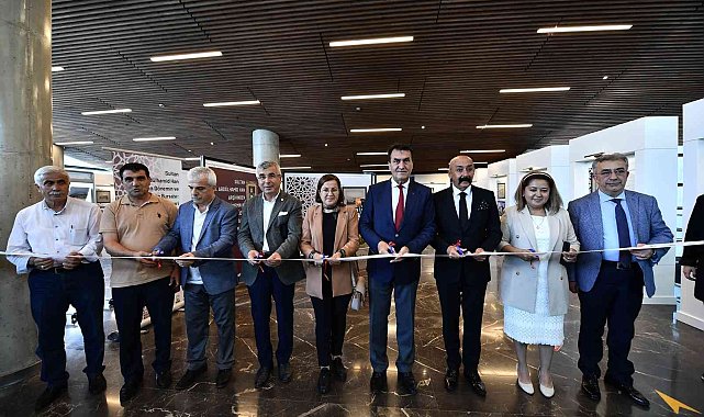 Osmangazi'den Ulu Hakan'a vefa sergisi