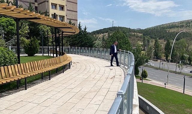 Pursaklar Belediyesinden Necip Fazıl Kısakürek Parkı'na estetik dokunuş