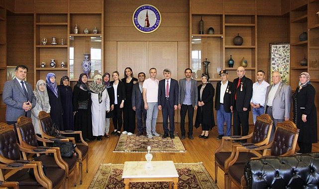 Şehit Aileleri ve Gazileri Derneğinden Rektör Uysal'a ziyaret