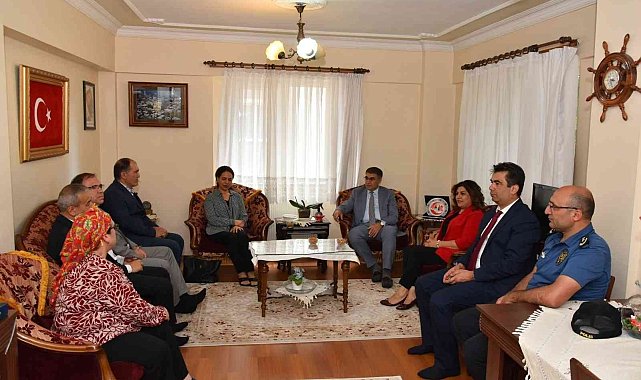 Şehit öğretmen Aybüke Yalçın'ın ailesine ziyaret